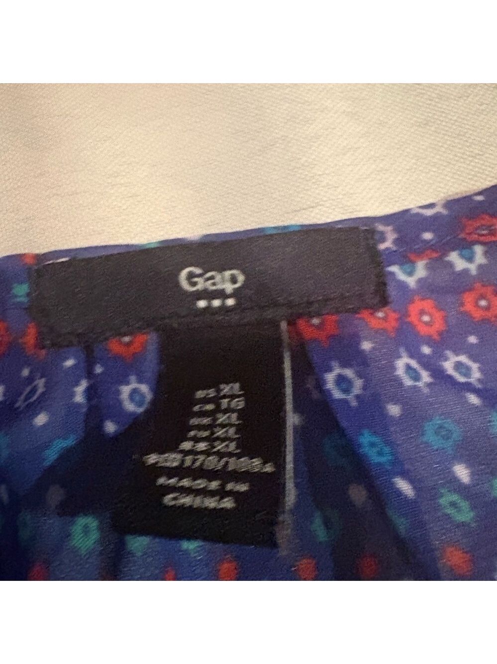 GAP Multicolor Patterned Top - Picture 2 of 5